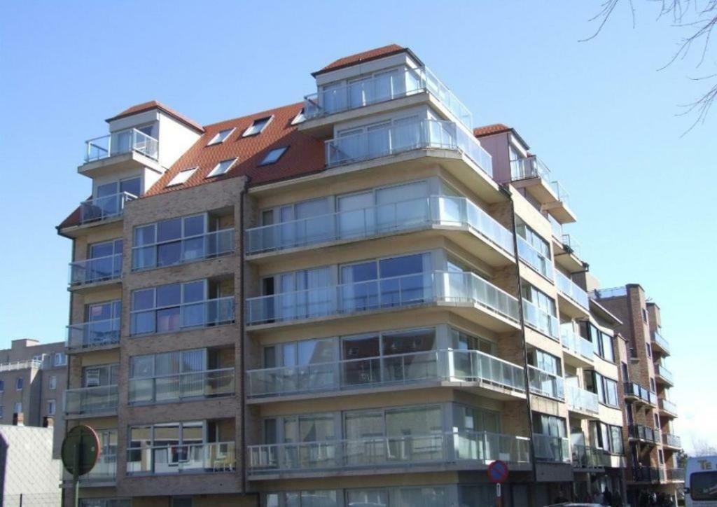 Residentie Gaudi Apartment Nieuwpoort Exterior foto